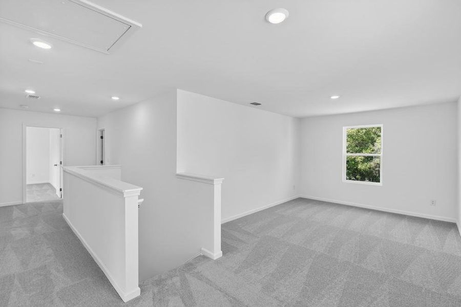 Spacious, unfurnished interior of a new home in Heritage River, Euharlee (Image 20).