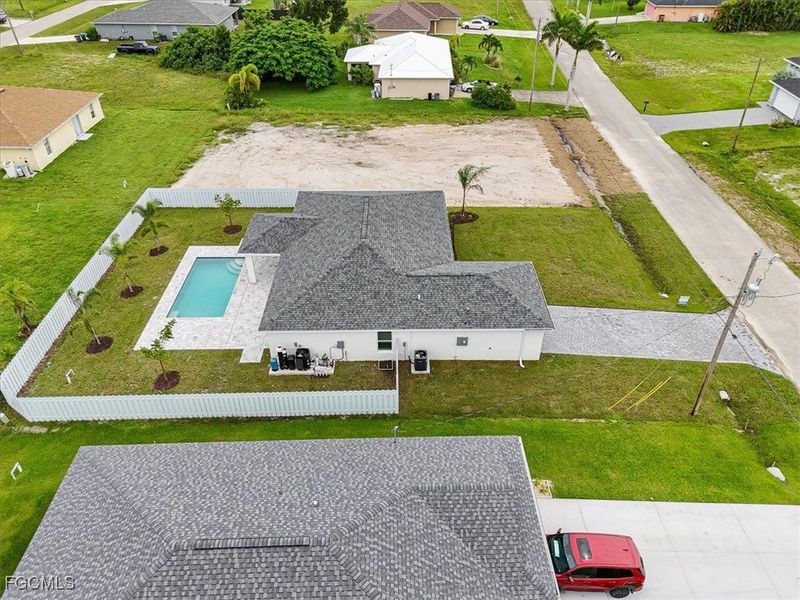 Image 37 of a home in Cape Coral. Image 37 of a home in Cape Coral.