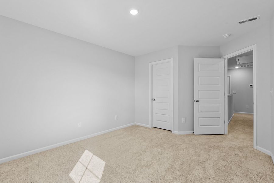 Spacious, unfurnished interior of a new home in Watkins Landing, Kernersville (Image 39).