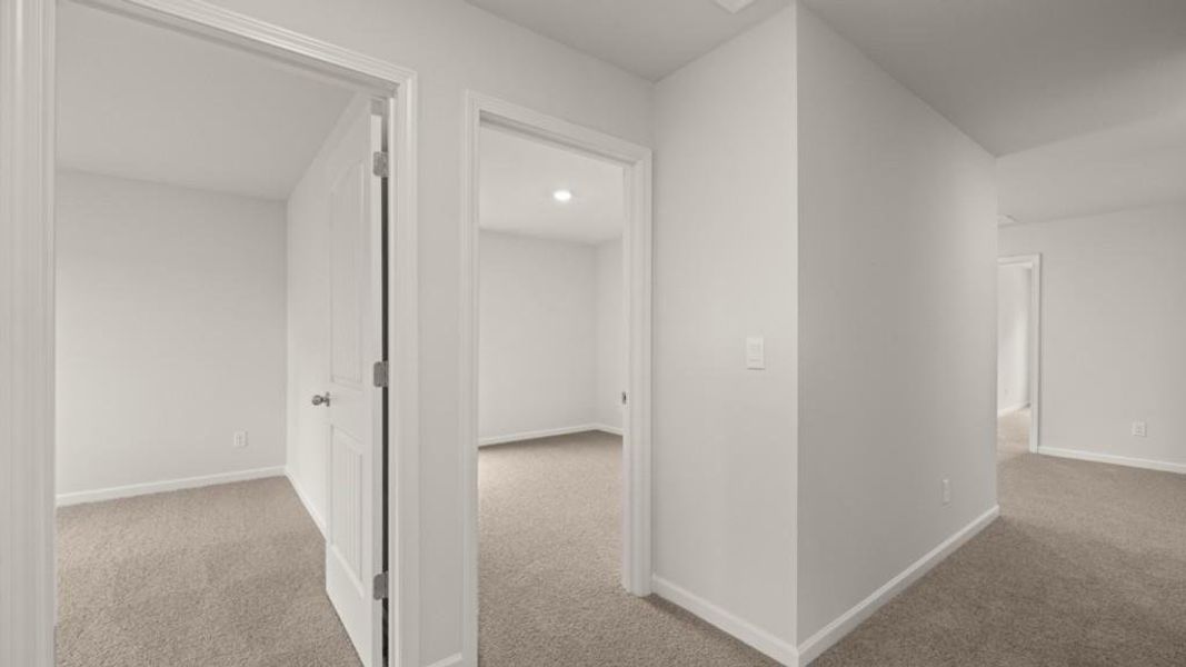 Spacious, unfurnished interior of a new home in Lost Creek, Dallas (Image 10).