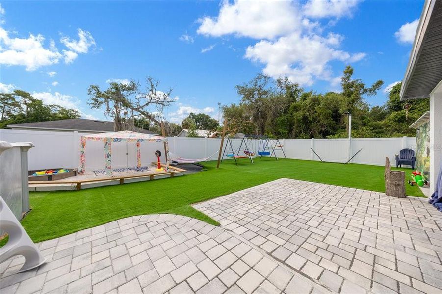 Exterior details and patio area of a home in , Ocala (Image 26).