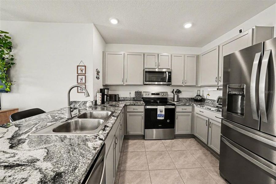 Furnished interior view inside a new home in , Wesley Chapel (Image 12).