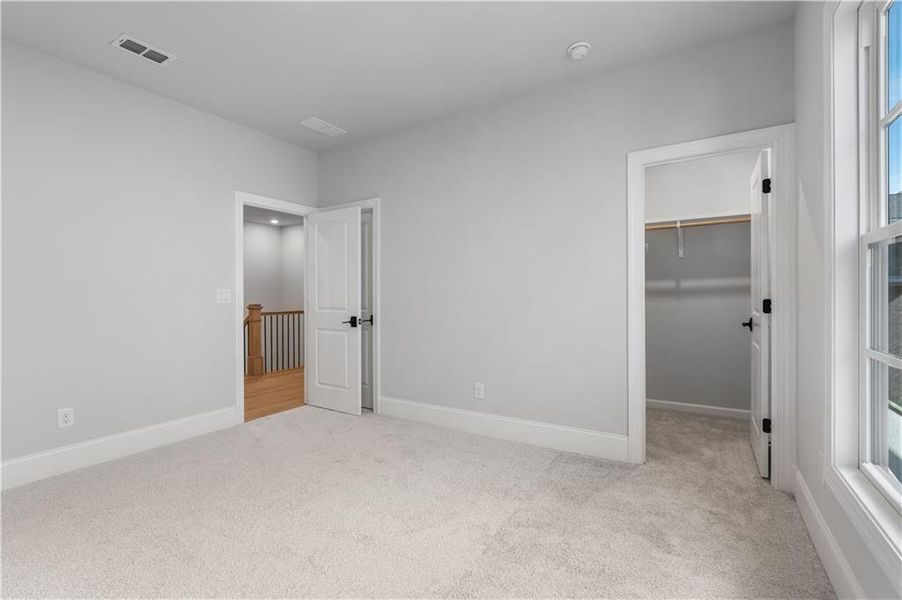 Spacious, unfurnished interior of a new home in , Peachtree Corners (Image 48). Spacious, unfurnished interior of a new home in , Peachtree Corners (Image 48).