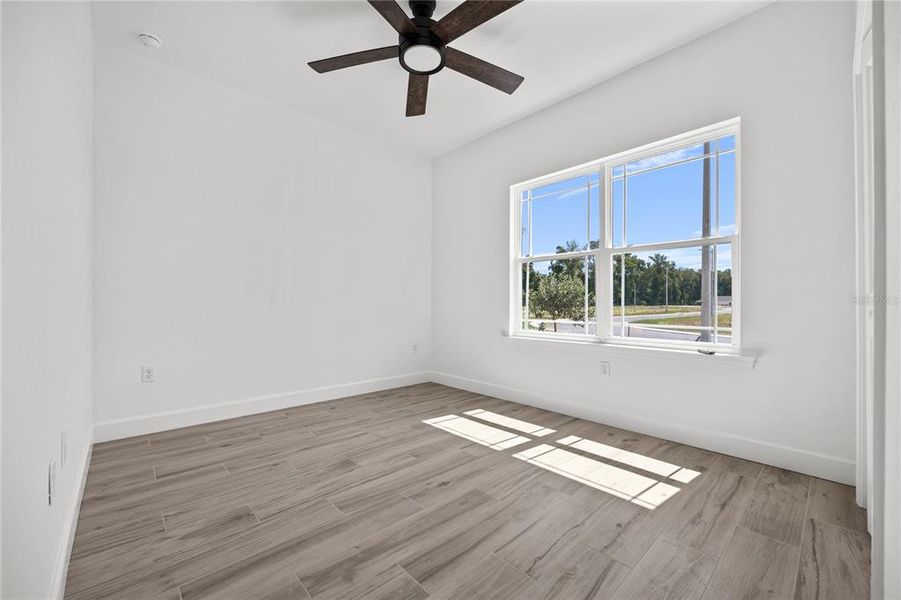 Spacious, unfurnished interior of a new home in , Gainesville (Image 21).