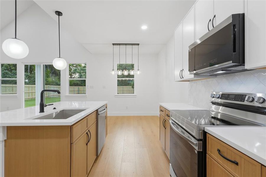 Furnished interior view inside a new home in , Dallas (Image 13).