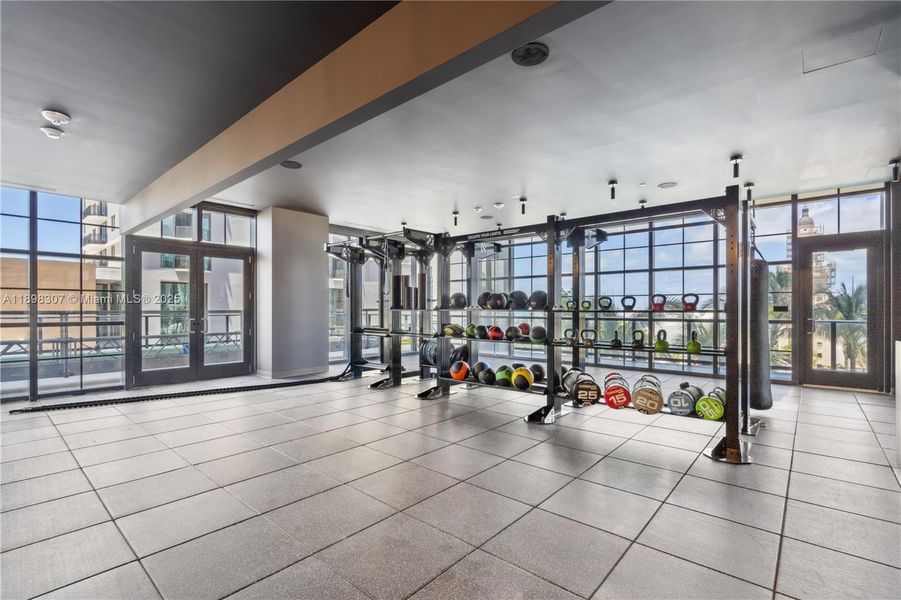 Community amenities in , Miami (Image 43).