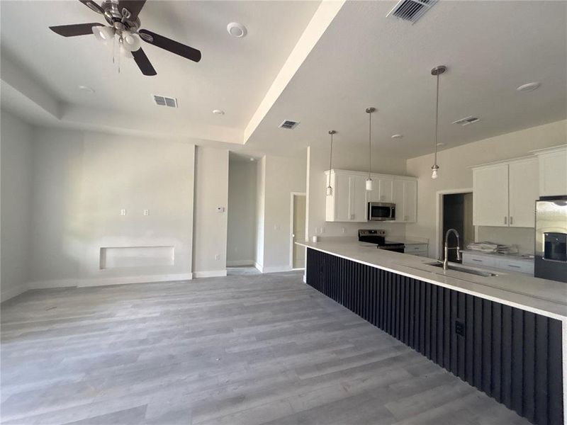 Spacious, unfurnished interior of a new home in , North Port (Image 28).