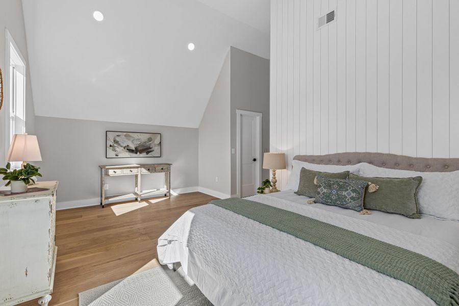 Furnished interior view inside a new home in , Charleston (Image 31).