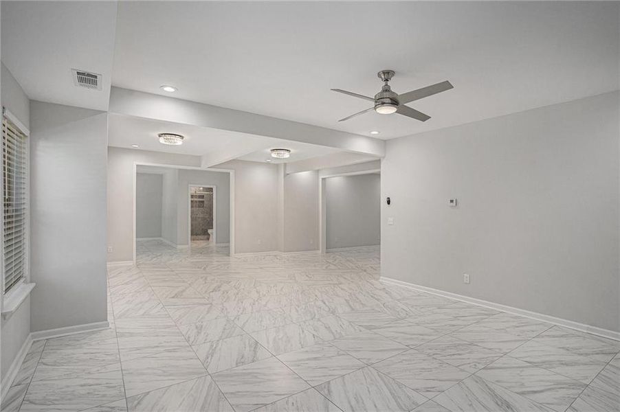 Spacious, unfurnished interior of a new home in , Hampton (Image 24).