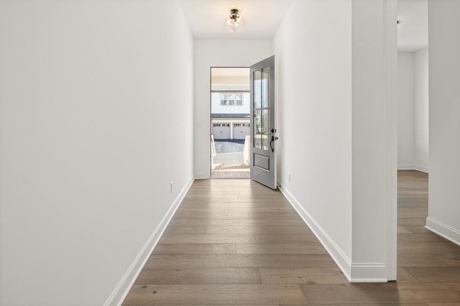 Spacious, unfurnished interior of a new home in East Harbor II at Chestatee, Dawsonville (Image 45).