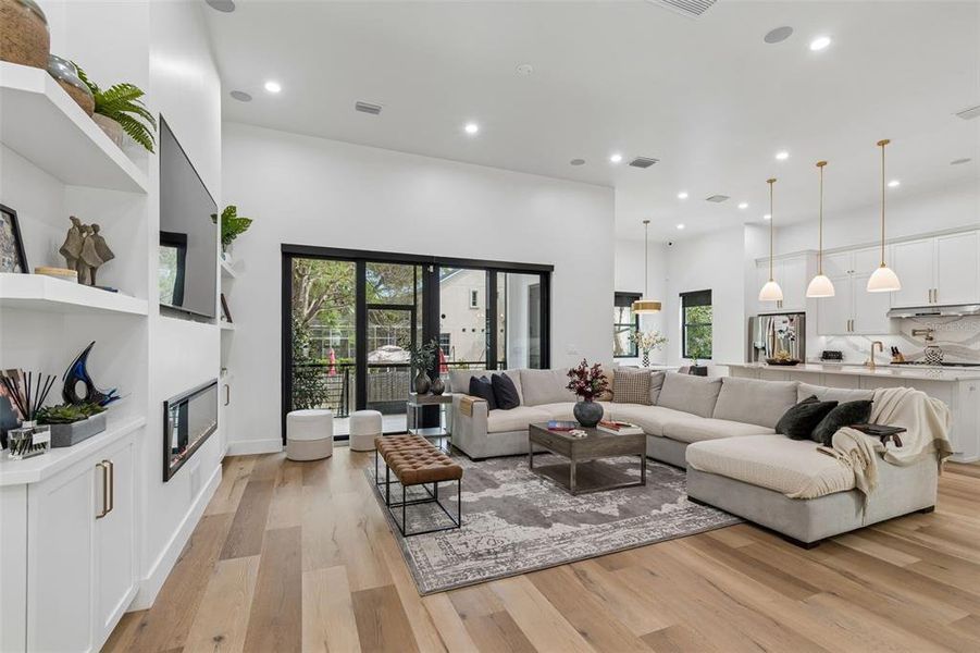 Furnished interior view inside a new home in , Tampa (Image 35). Furnished interior view inside a new home in , Tampa (Image 35).