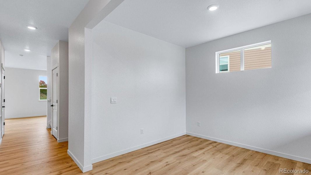 Spacious, unfurnished interior of a new home in Hansen Farm, Fort Collins (Image 12). Spacious, unfurnished interior of a new home in Hansen Farm, Fort Collins (Image 12).
