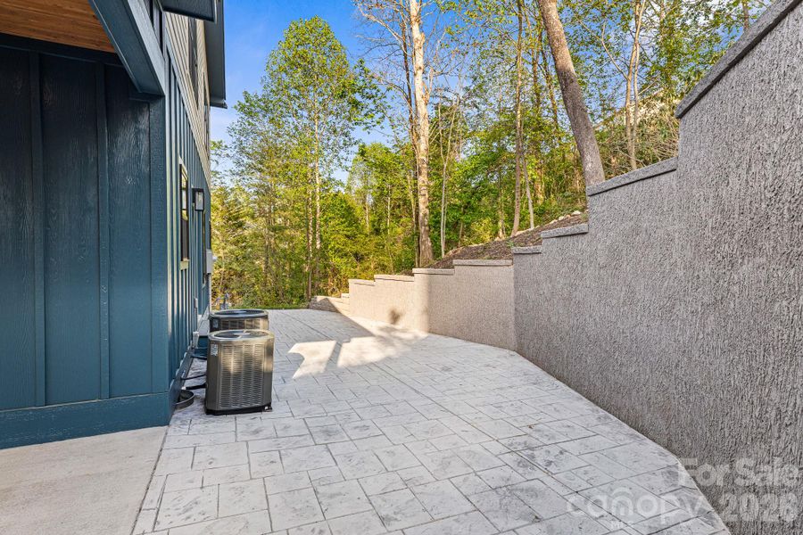 Exterior details and patio area of a home in , Arden (Image 35).