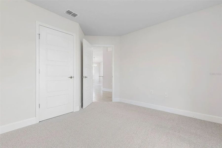 Spacious, unfurnished interior of a new home in Bayshore, Port St. Lucie (Image 14).