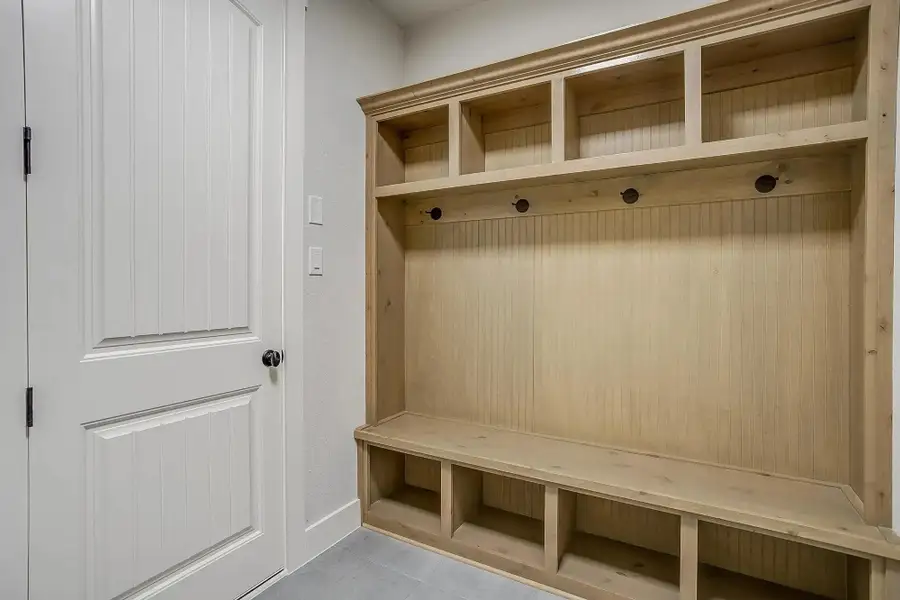 Representative furnished interior of a home built from the The Rhett by Elmwood Custom Homes in Byrum Ranch, Maypearl (Image 12).