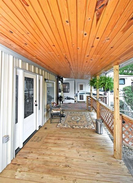 Exterior details and patio area of a home in , Yantis (Image 15).