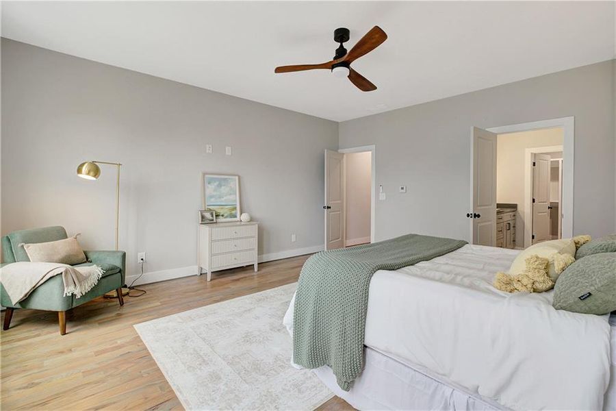 Furnished interior view inside a new home in , Atlanta (Image 4).