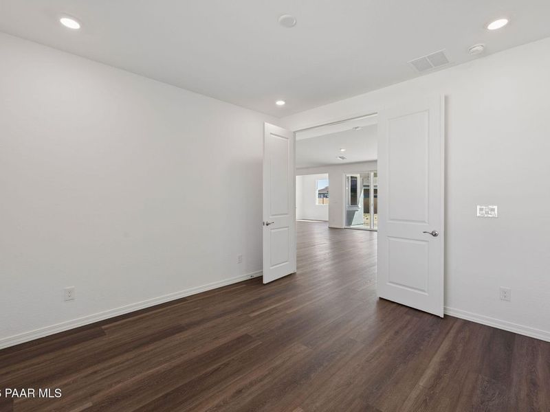 Spacious, unfurnished interior of a new home in Westwood, Prescott (Image 37).
