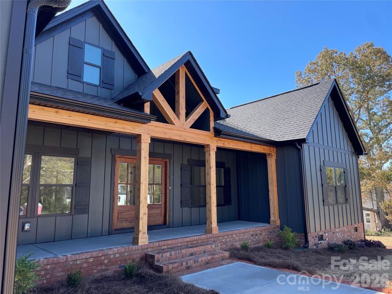 Image 13 of a home in .