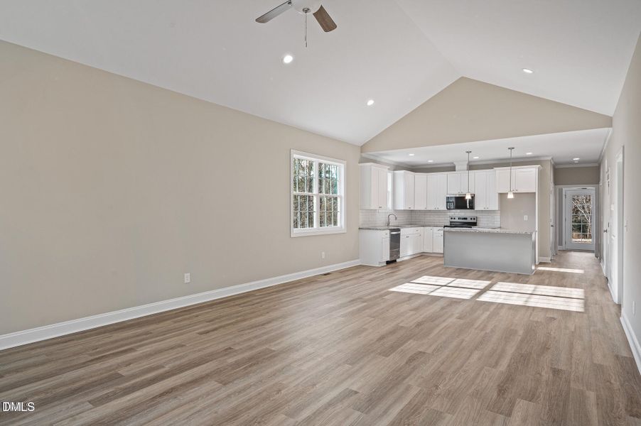 20260105213213632404000000-o