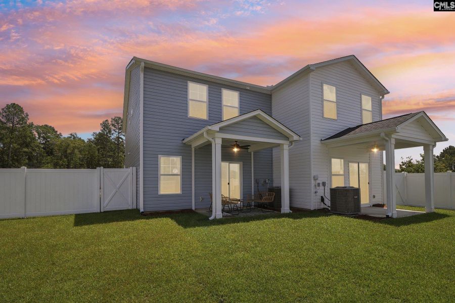 Exterior details and patio area of a home in Walker’s Trail, Lexington (Image 3).