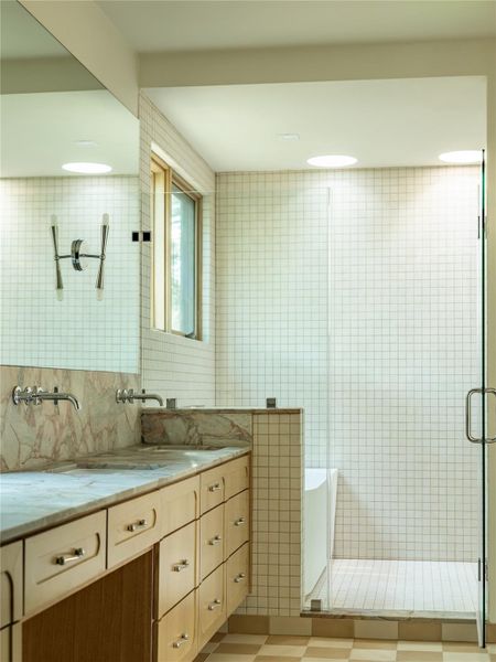 Furnished interior view inside a new home in , Austin (Image 13).