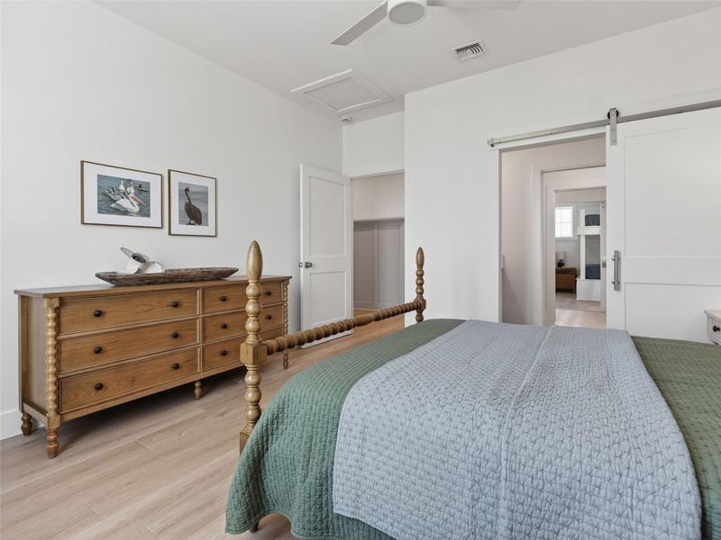 Furnished interior view inside a new home in , Port Aransas (Image 30).