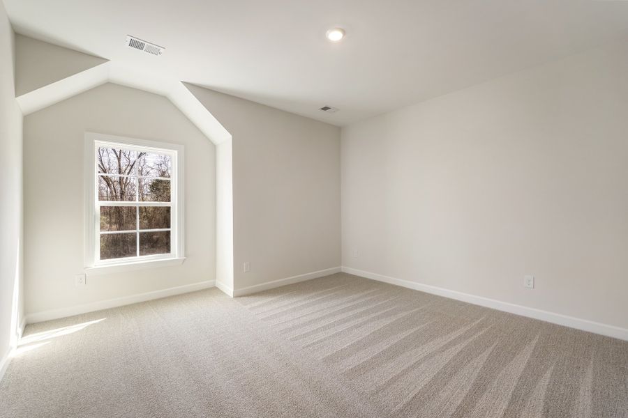 Spacious, unfurnished interior of a new home in Landing at Pine Lake, Anderson (Image 34).