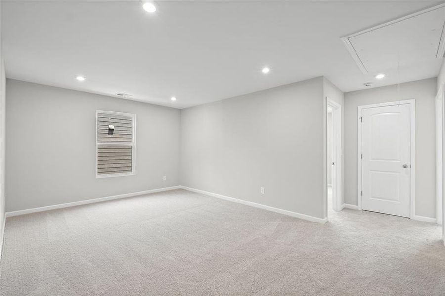 Spacious, unfurnished interior of a new home in Cherry Glen, Euharlee (Image 33).
