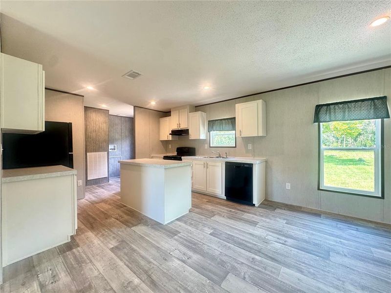 Furnished interior view inside a new home in , Lakeland (Image 5).