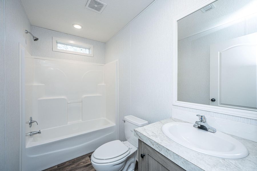 Furnished interior view inside a new home in , Pinopolis (Image 5).