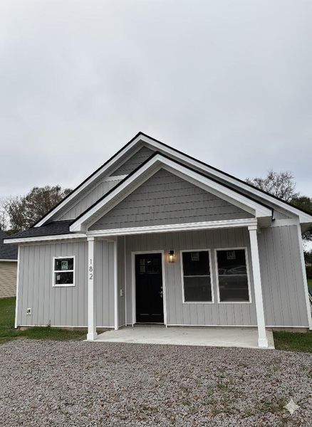 Image 6 of a home in . Image 6 of a home in .