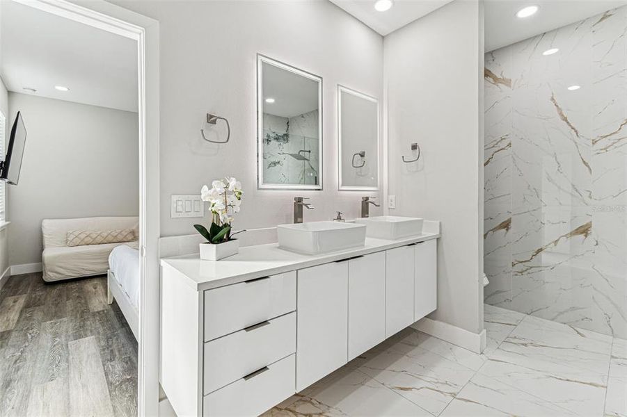 Furnished interior view inside a new home in , Tampa (Image 57).