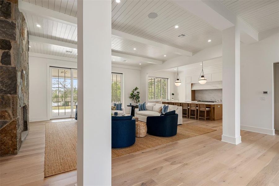 Furnished interior view inside a new home in , Malakoff (Image 12).