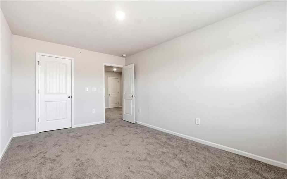 Spacious, unfurnished interior of a new home in Carolina, Palmetto (Image 10). Spacious, unfurnished interior of a new home in Carolina, Palmetto (Image 10).