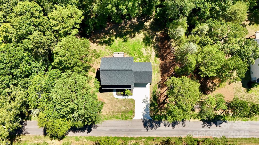 Image 40 of a home in .