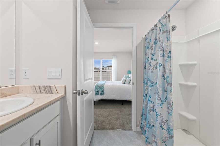 Furnished interior view inside a new home in Silverstone North, Palmetto (Image 18).