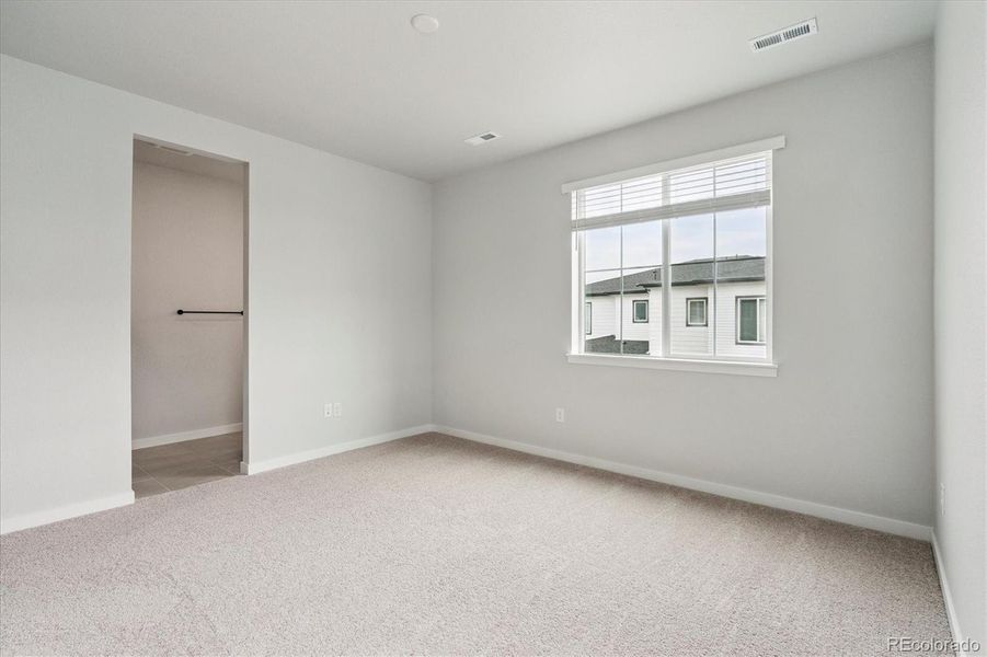 Spacious, unfurnished interior of a new home in Paired Homes at Alder Creek, Parker (Image 17). Spacious, unfurnished interior of a new home in Paired Homes at Alder Creek, Parker (Image 17).