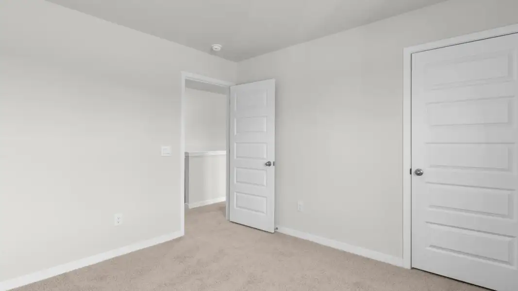 Spacious, unfurnished interior of a new home in Vineyard Trail, Jacksonville (Image 24). Spacious, unfurnished interior of a new home in Vineyard Trail, Jacksonville (Image 24).