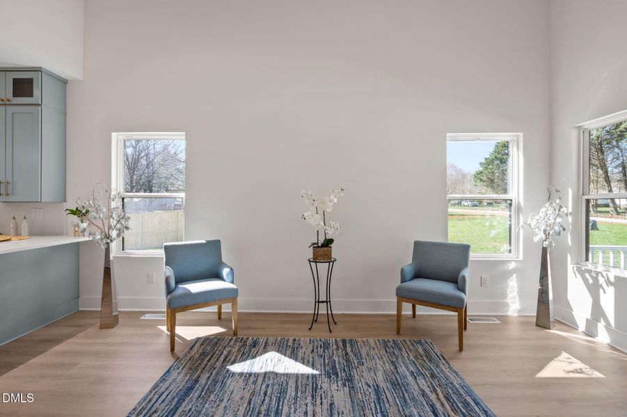 21-web-or-mls-P1112200