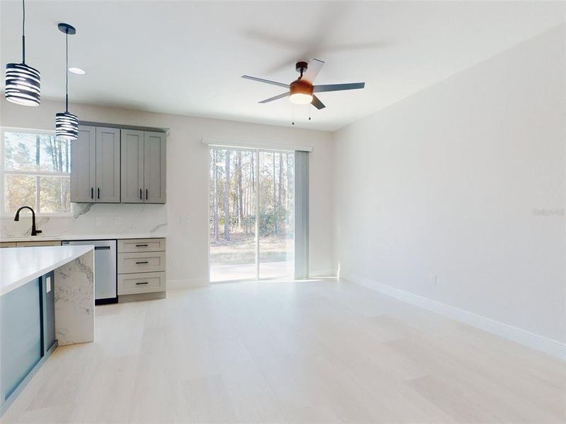Spacious, unfurnished interior of a new home in , Ocala (Image 23).