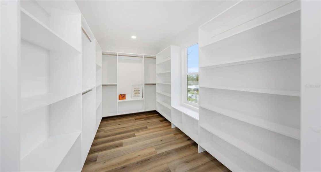 Spacious, unfurnished interior of a new home in , St. Petersburg (Image 43). Spacious, unfurnished interior of a new home in , St. Petersburg (Image 43).