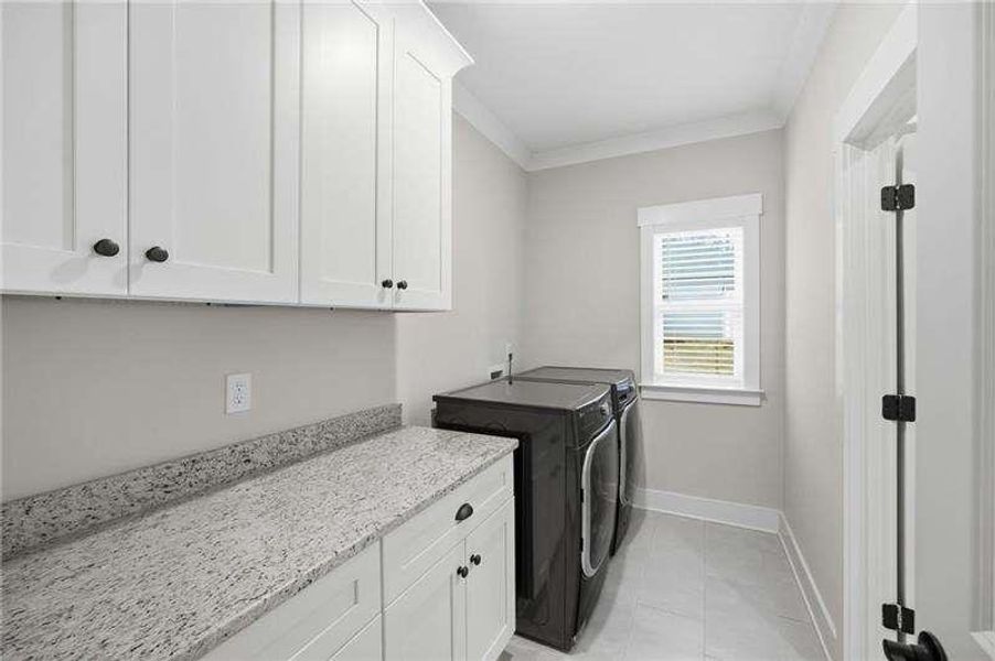 Furnished interior view inside a new home in , Dallas (Image 38).