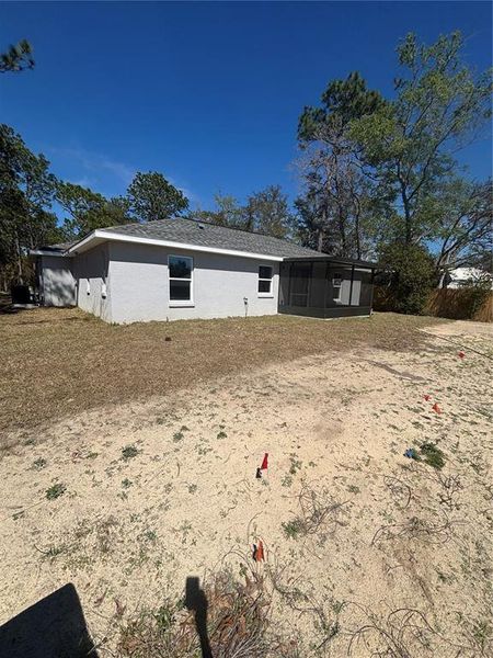 Exterior details and patio area of a home in , Citrus Springs (Image 29).