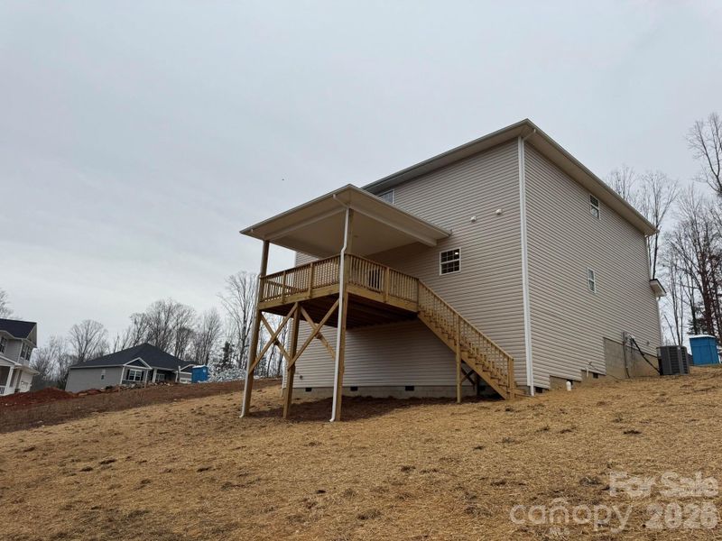 Exterior details and patio area of a home in Northlake, Statesville (Image 3).