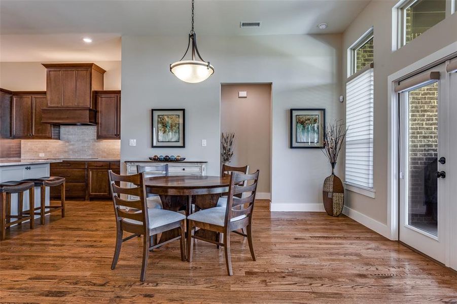 Furnished interior view inside a new home in , Wylie (Image 31).
