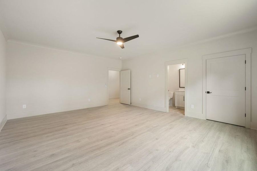 Spacious, unfurnished interior of a new home in , Buford (Image 36).