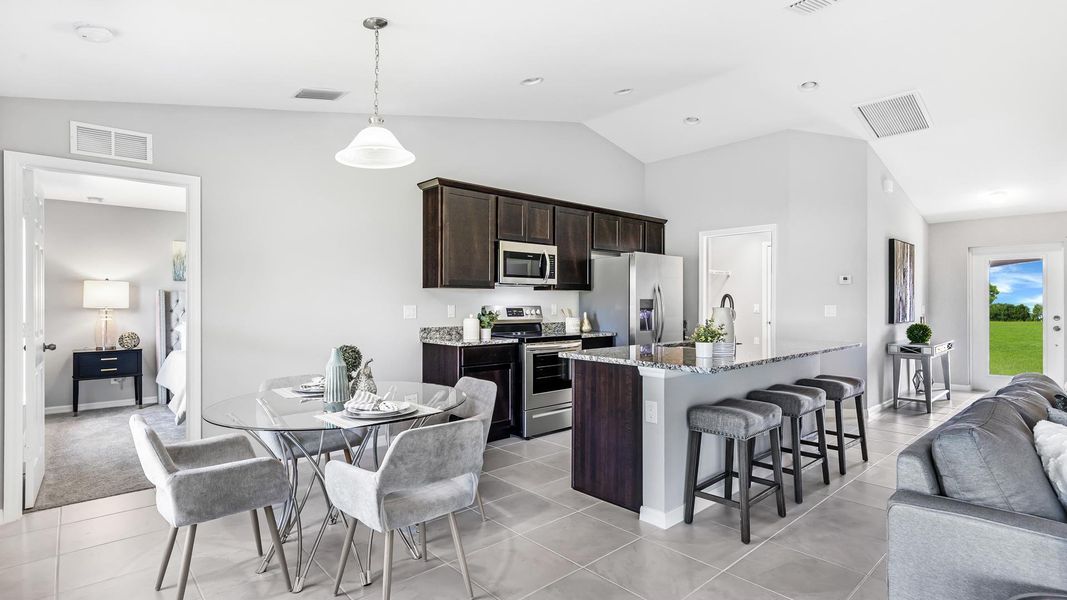 Dining Area & Kitchen