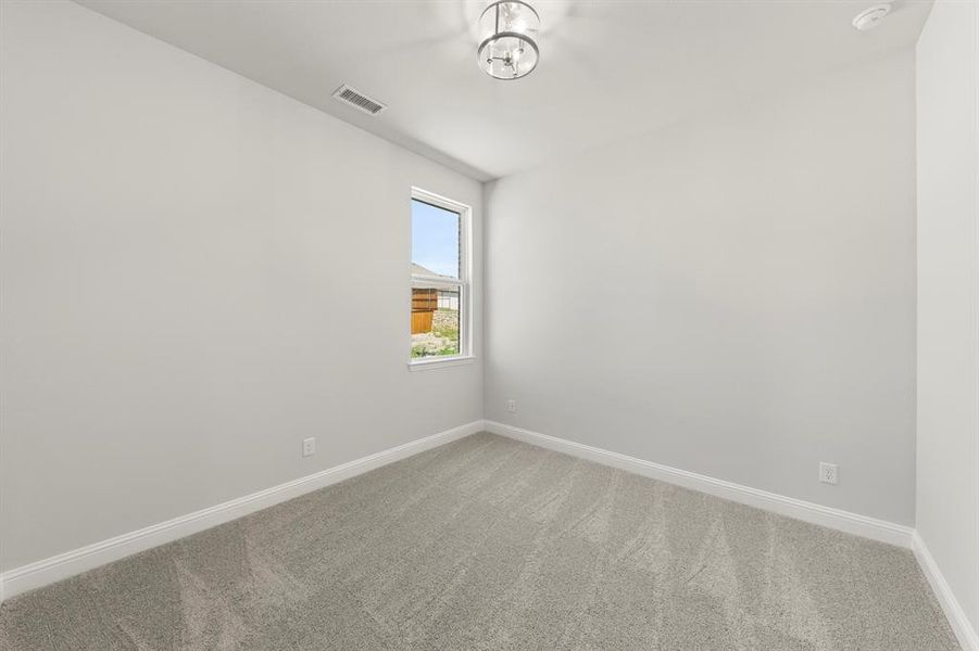 10. 2228 Euclid - Bed 4 10. 2228 Euclid - Bed 4