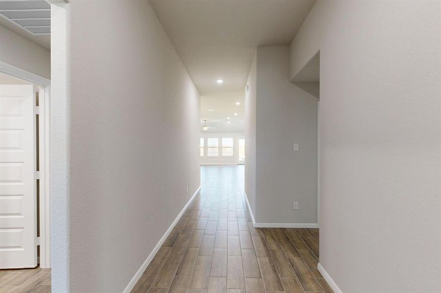Spacious, unfurnished interior of a new home in Verandah, Royse City (Image 24). Spacious, unfurnished interior of a new home in Verandah, Royse City (Image 24).